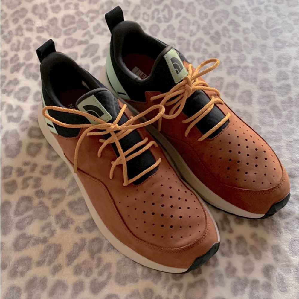 NWOT The North Face Surge Highgate Shoes